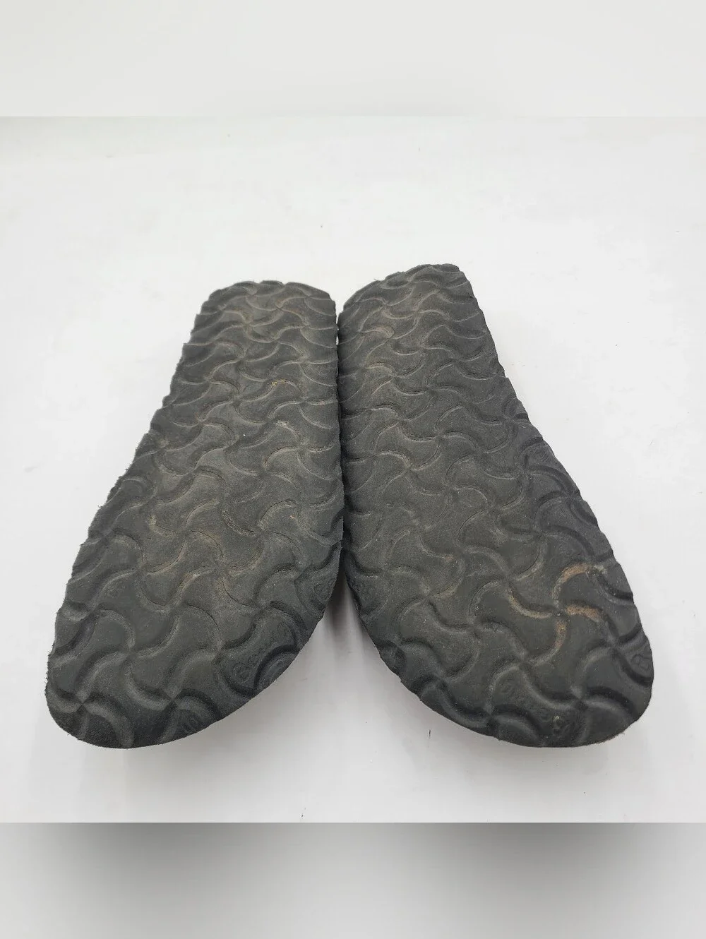 B41 Betula Sandals Womens Size 7 Black Thong Cork Footbed Comfort Strappy Shoes